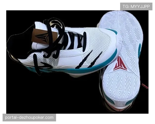 运动品牌三月推出新款“压迫者”系列篮球鞋，主打轻量化与侧向支撑